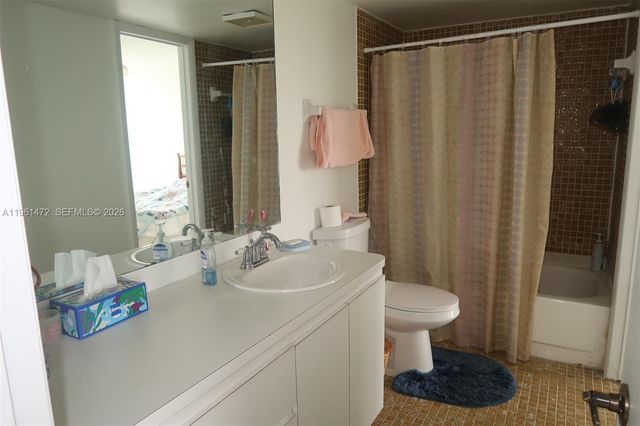 2500 SW 122nd Court, Miami, FL 33175