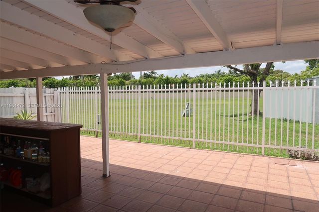 2500 SW 122nd Court, Miami, FL 33175