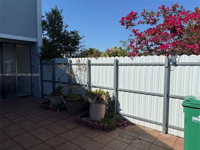 2500 SW 122nd Court, Miami, FL 33175
