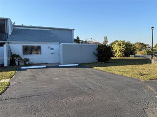 2500 SW 122nd Court, Miami, FL 33175