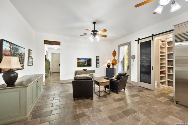 114 Turnberry, San Antonio, TX 78230