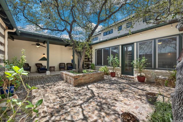 114 Turnberry, San Antonio, TX 78230