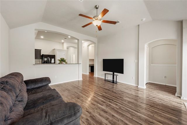 2559 Elkhorn Trail, Bryan, TX 77803