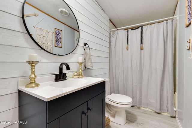 1992 Prayer House Road, Opelousas, LA 70570