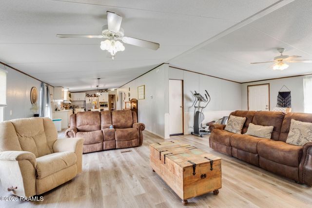 1992 Prayer House Road, Opelousas, LA 70570