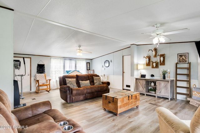 1992 Prayer House Road, Opelousas, LA 70570