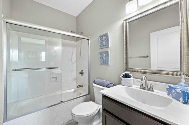 4596 Paradise Isle, Destin, FL 32541