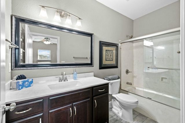 4596 Paradise Isle, Destin, FL 32541