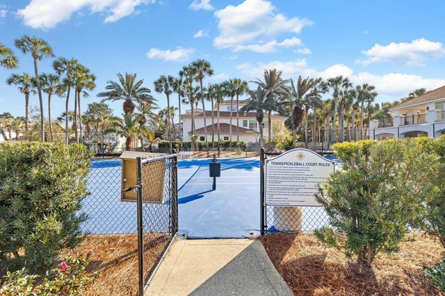 4596 Paradise Isle, Destin, FL 32541