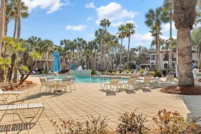 4596 Paradise Isle, Destin, FL 32541