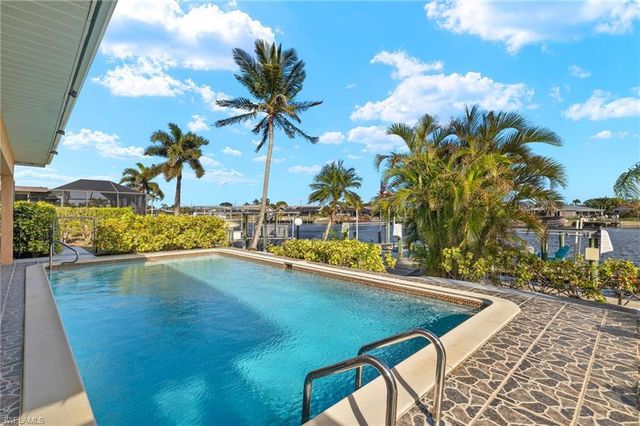 3909 SE 1st AVE, Cape Coral, FL 33904