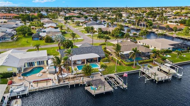 3909 SE 1st AVE, Cape Coral, FL 33904