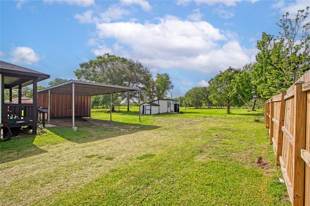 14915 Cedar Drive, Santa Fe, TX 77517