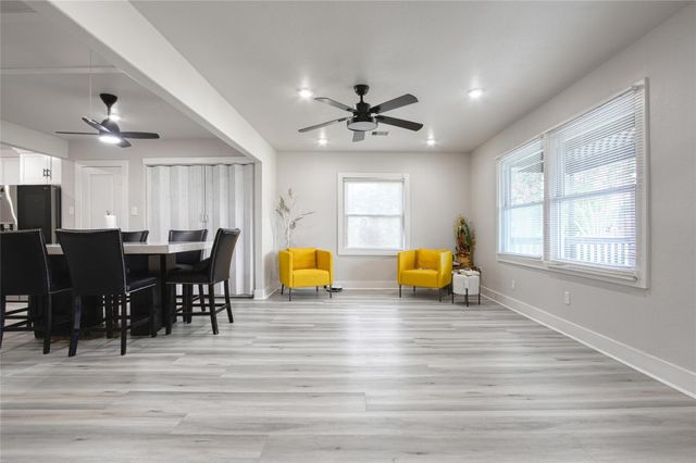 14915 Cedar Drive, Santa Fe, TX 77517