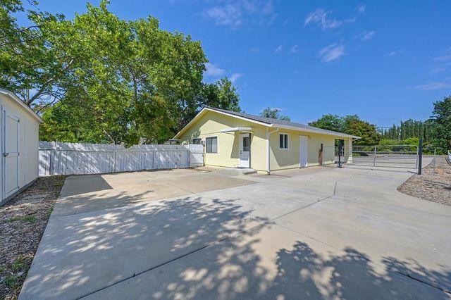7263 Hickory Ave, Orangevale, CA 95662