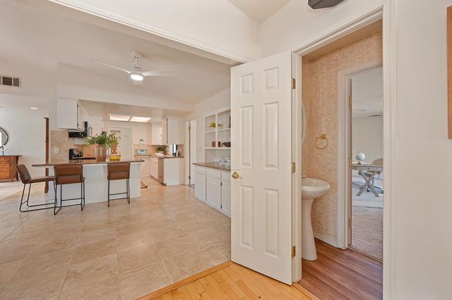 7263 Hickory Ave, Orangevale, CA 95662