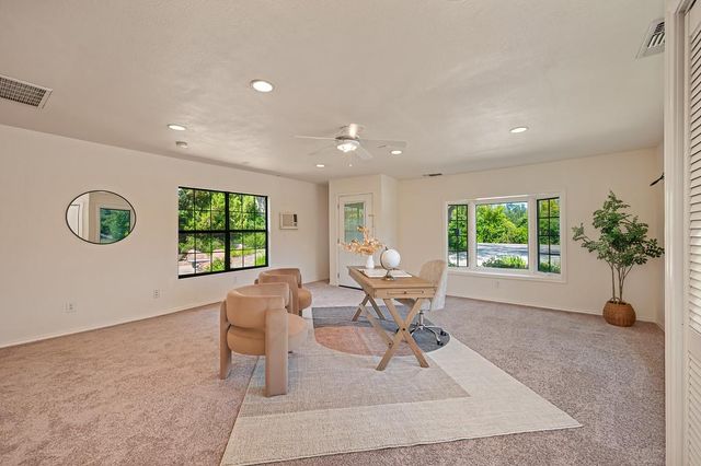 7263 Hickory Ave, Orangevale, CA 95662