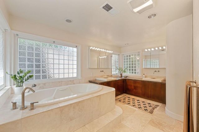 7263 Hickory Ave, Orangevale, CA 95662