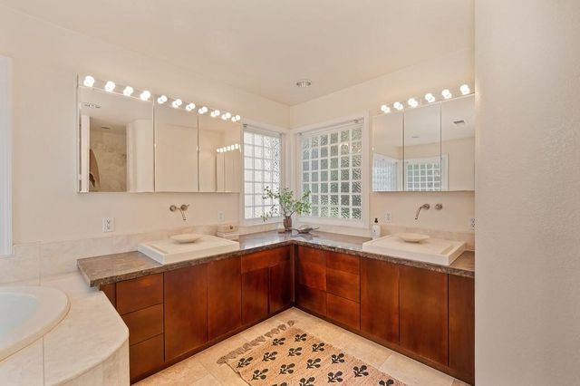7263 Hickory Ave, Orangevale, CA 95662