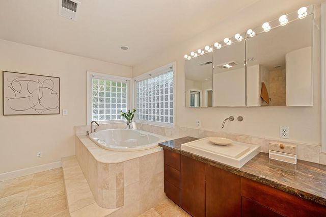 7263 Hickory Ave, Orangevale, CA 95662