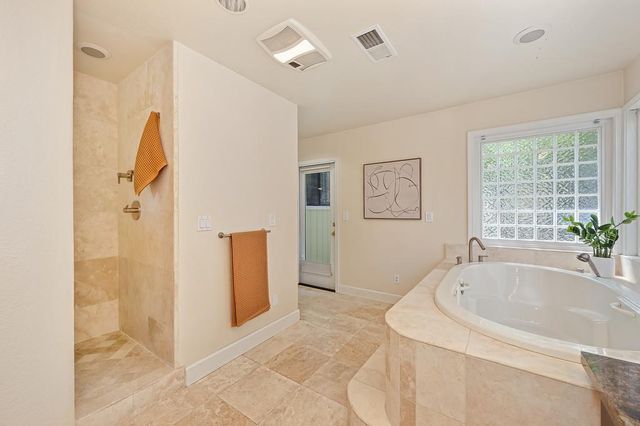 7263 Hickory Ave, Orangevale, CA 95662