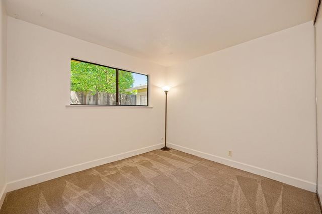 7263 Hickory Ave, Orangevale, CA 95662