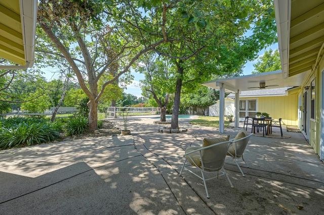 7263 Hickory Ave, Orangevale, CA 95662