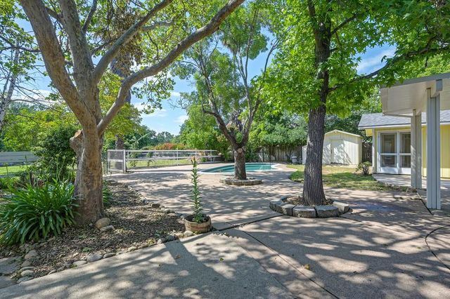 7263 Hickory Ave, Orangevale, CA 95662