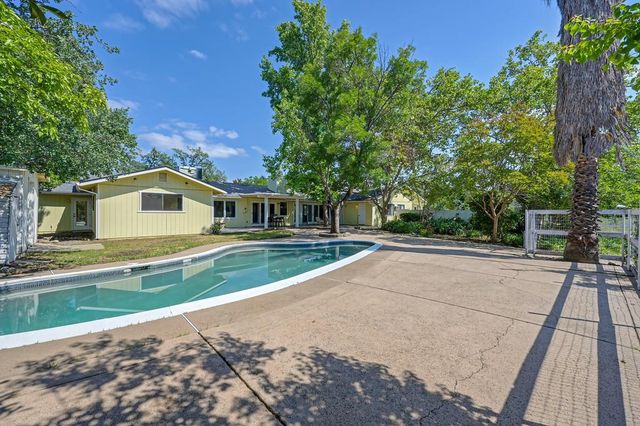 7263 Hickory Ave, Orangevale, CA 95662