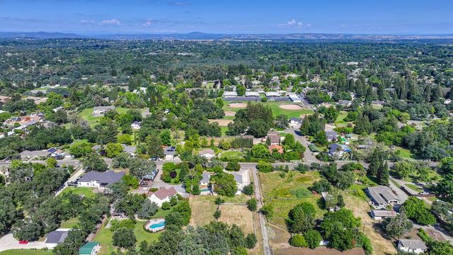 7263 Hickory Ave, Orangevale, CA 95662