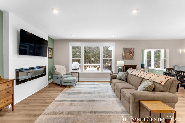 14429 Windway Drive, Grand Haven Twp, MI 49417