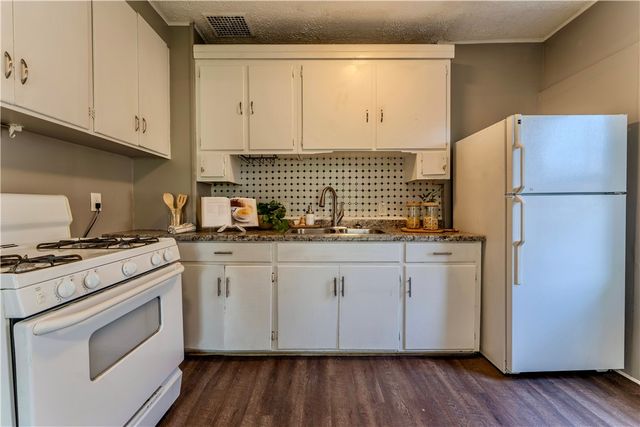235 East Avenue, East Rochester, NY 14445