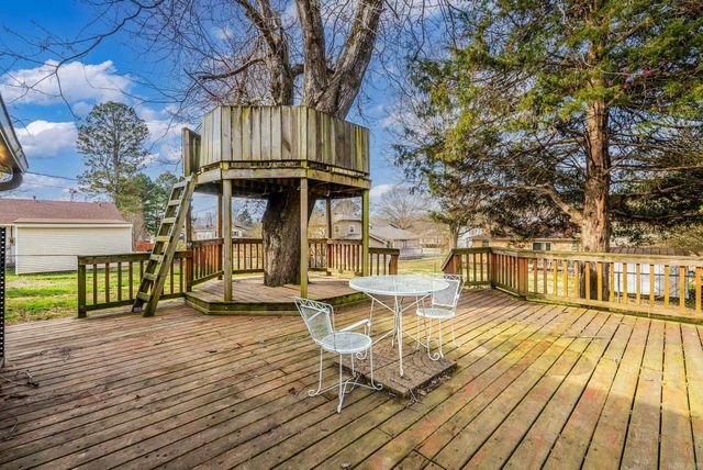 43 Falcon Drive, Sherwood, AR 72120