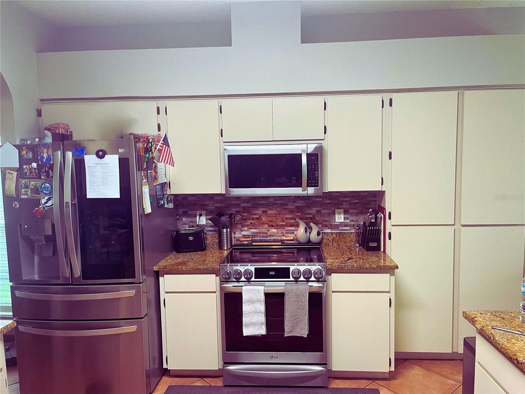 Image 15 of property listing at 8714 IMPERIAL COURT, Tampa, FL 33635