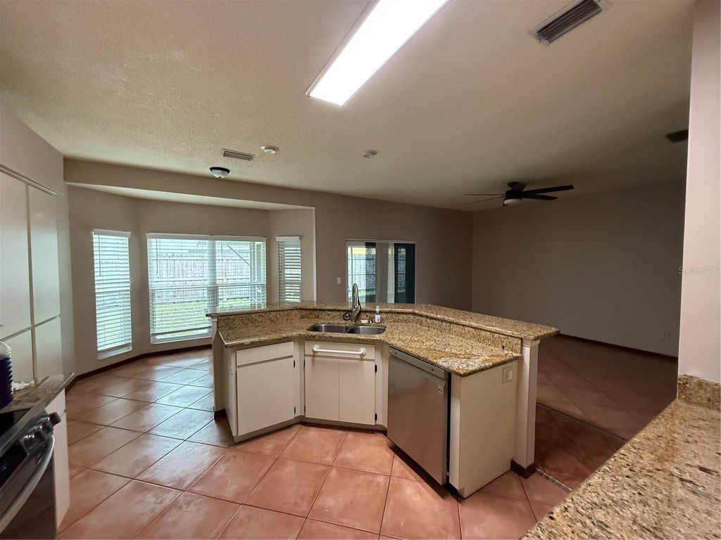 Image 18 of property listing at 8714 IMPERIAL COURT, Tampa, FL 33635