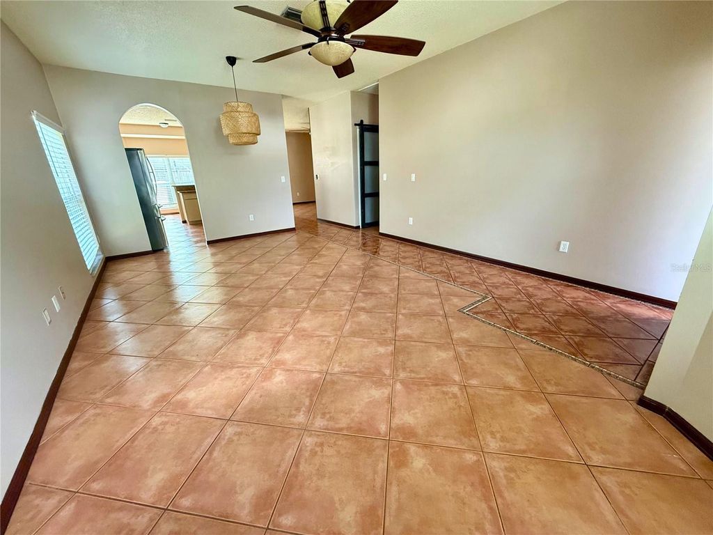 Image 9 of property listing at 8714 IMPERIAL COURT, Tampa, FL 33635