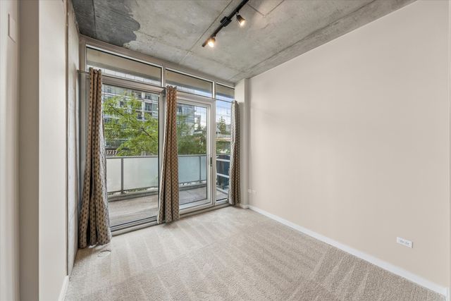 1720 S Michigan Avenue 202, Chicago, IL 60616