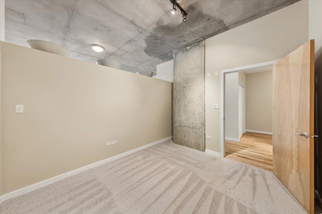 1720 S Michigan Avenue 202, Chicago, IL 60616