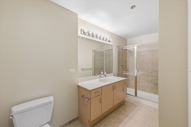 1720 S Michigan Avenue 202, Chicago, IL 60616