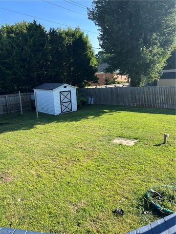 10 Poulas CT, Hampton, VA 23669