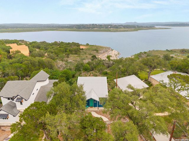 2135 Lakeview, Canyon Lake, TX 78133