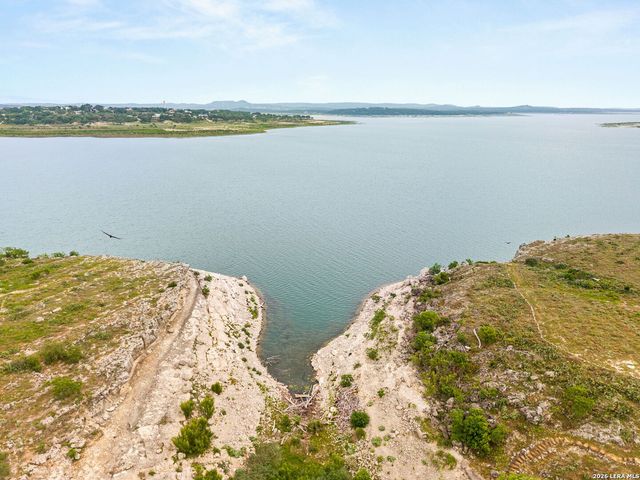 2135 Lakeview, Canyon Lake, TX 78133