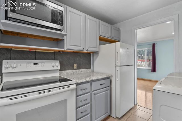 930 N Union Boulevard, Colorado Springs, CO 80909