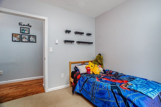 277 Lovewell St, Gardner, MA 01440