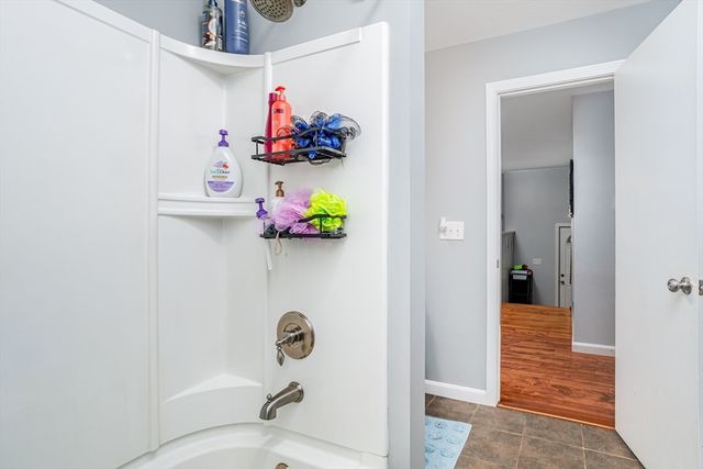 277 Lovewell St, Gardner, MA 01440