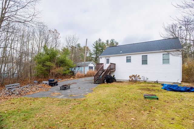 277 Lovewell St, Gardner, MA 01440