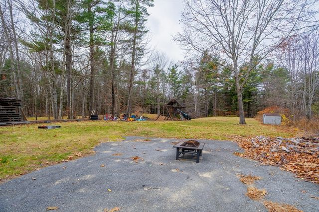 277 Lovewell St, Gardner, MA 01440