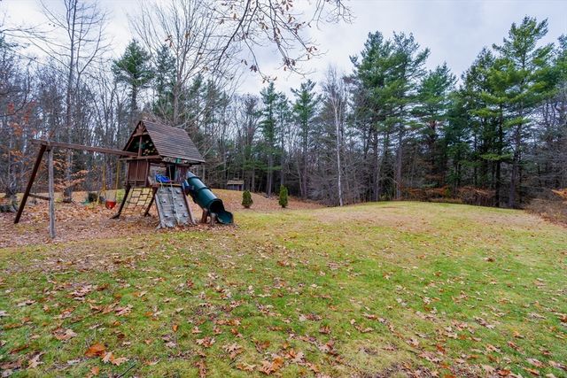 277 Lovewell St, Gardner, MA 01440