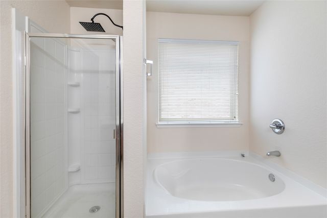 5140 Mirror Lake Drive, Haltom City, TX 76117