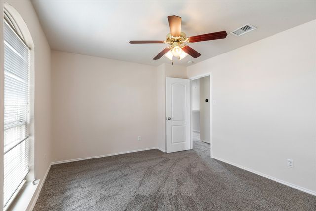 5140 Mirror Lake Drive, Haltom City, TX 76117